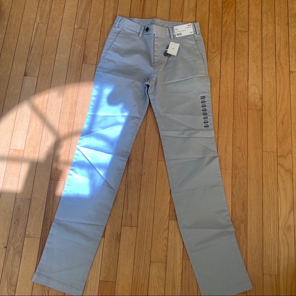 UNIQLO slim chino flat front pants